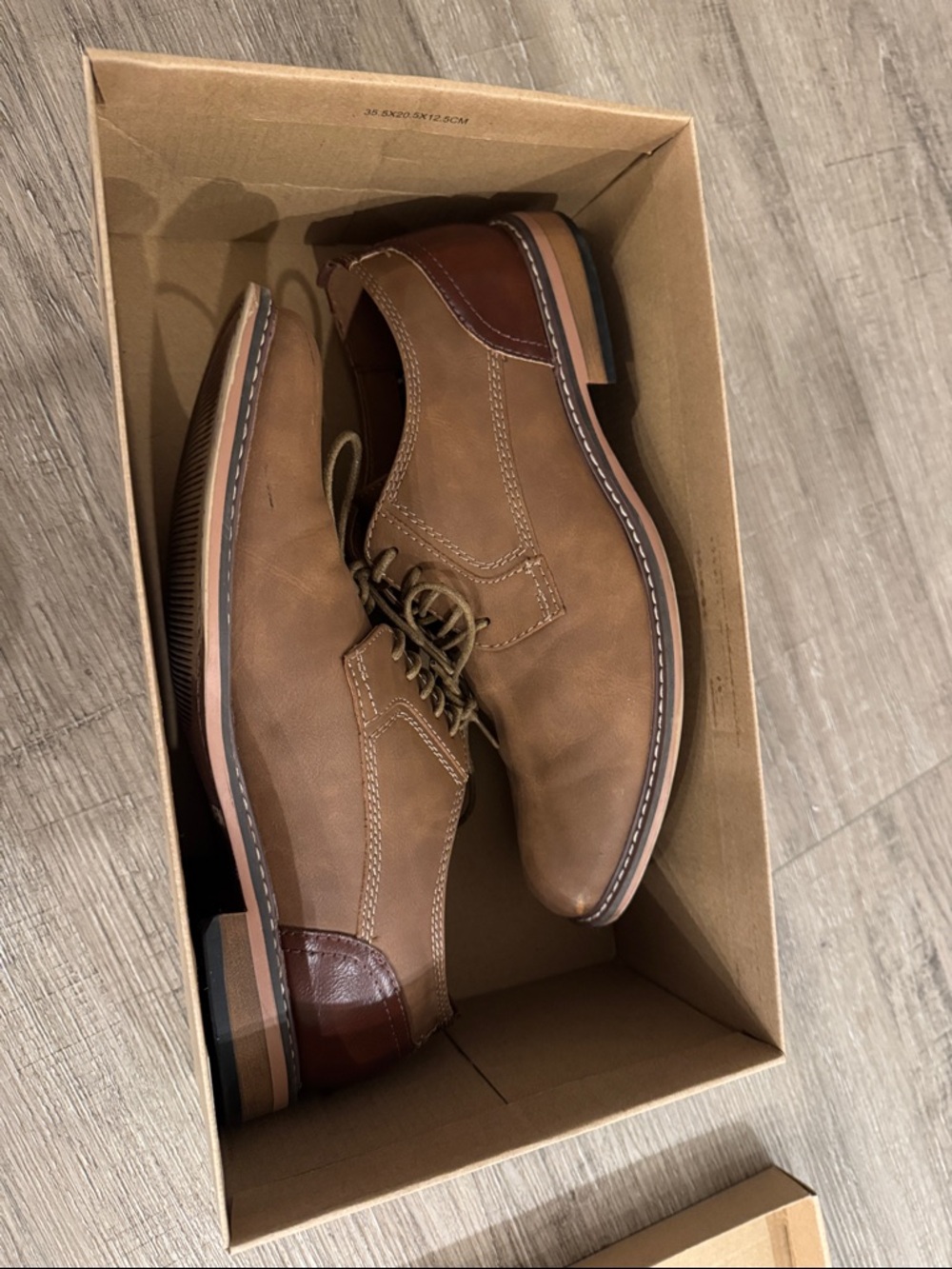 Madden | WORN ONCE | M-Anthro Oxford - Picture 6 of 8